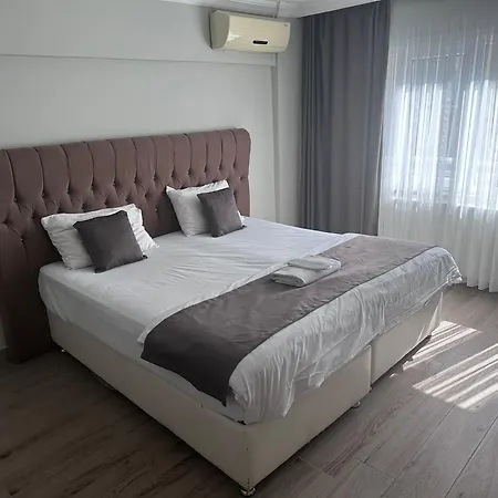 Black Bird Suite Hotel-3